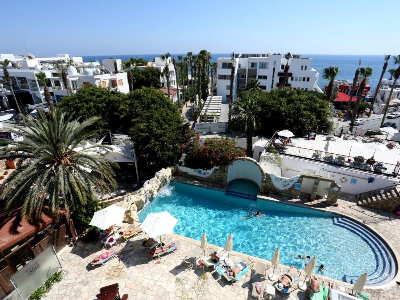 Dionysos Central Hotel