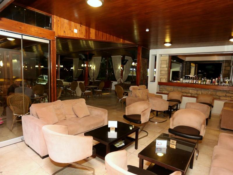 Dionysos Central Hotel