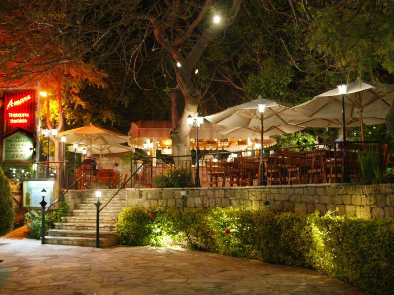 Dionysos Central Hotel
