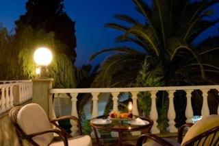 Dionyssos