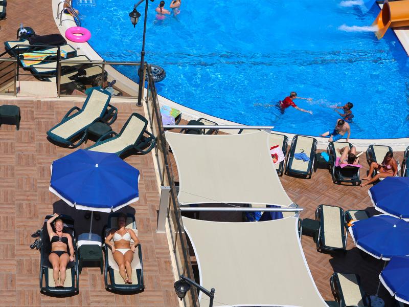 Almera Park Apart Hotel