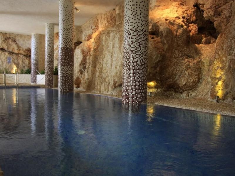 Peninsula Gardens Hotel