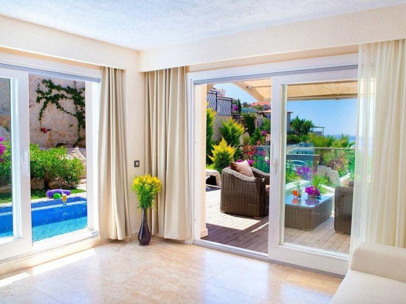 Peninsula Gardens Hotel