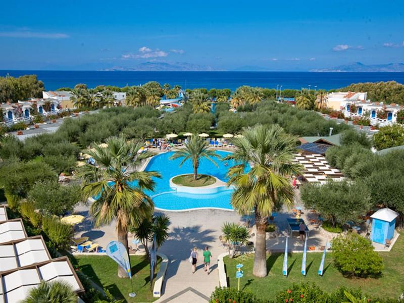 Alex Beach Hotel-Bungalows