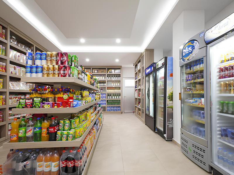 Cats Catty Garden Hotel