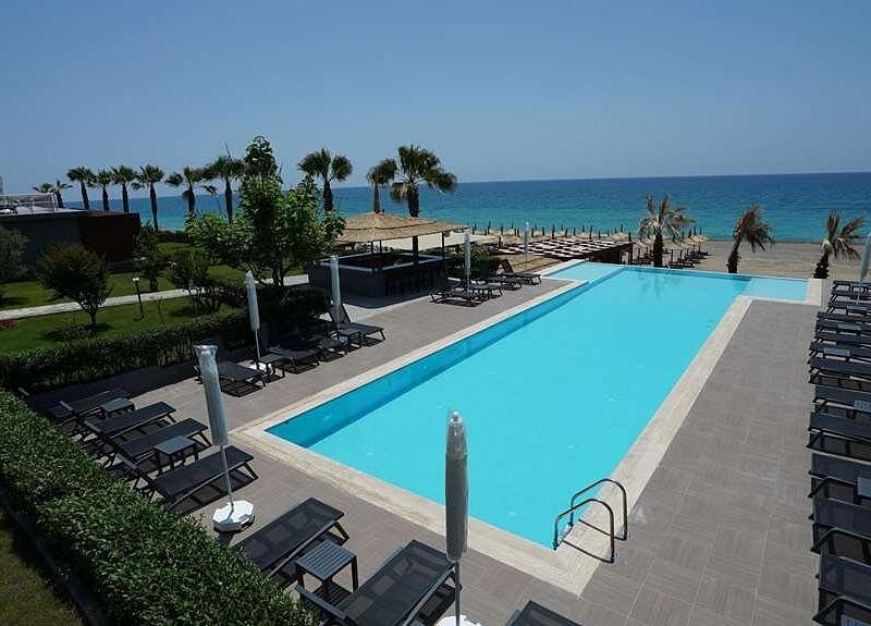 Adora Calma Beach Hotel