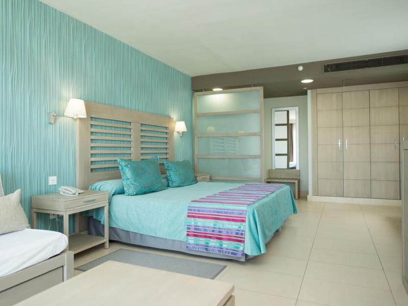 HD Beach Resort & Spa