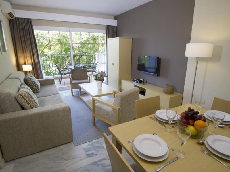 Royal Oasis Club at Pueblo Quinta by Diamond Resorts