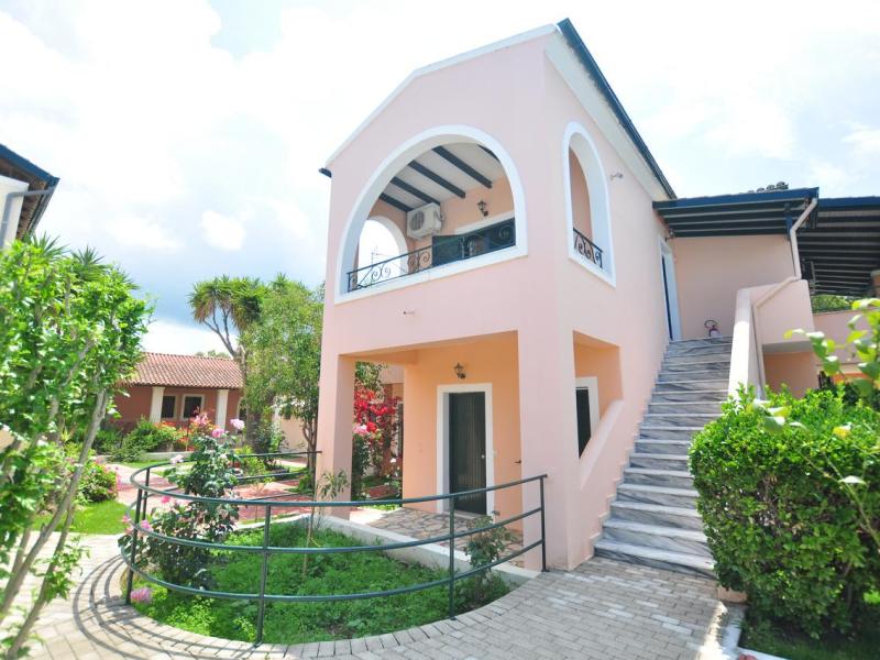 Acharavi Garden