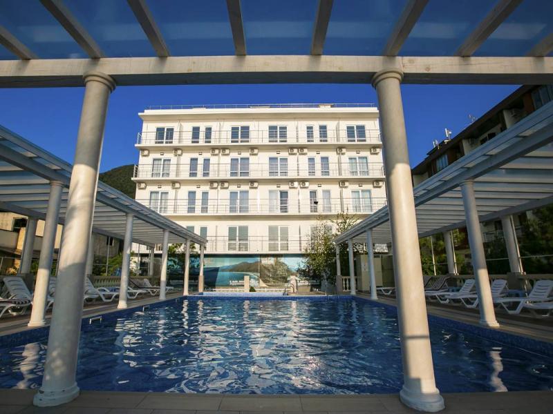 Alex Resort & Spa Hotel