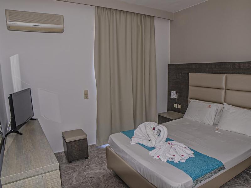 Sunshine Hotel and Apartments