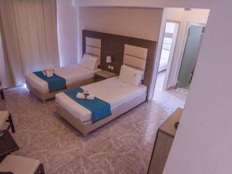 Sunshine Hotel and Apartments