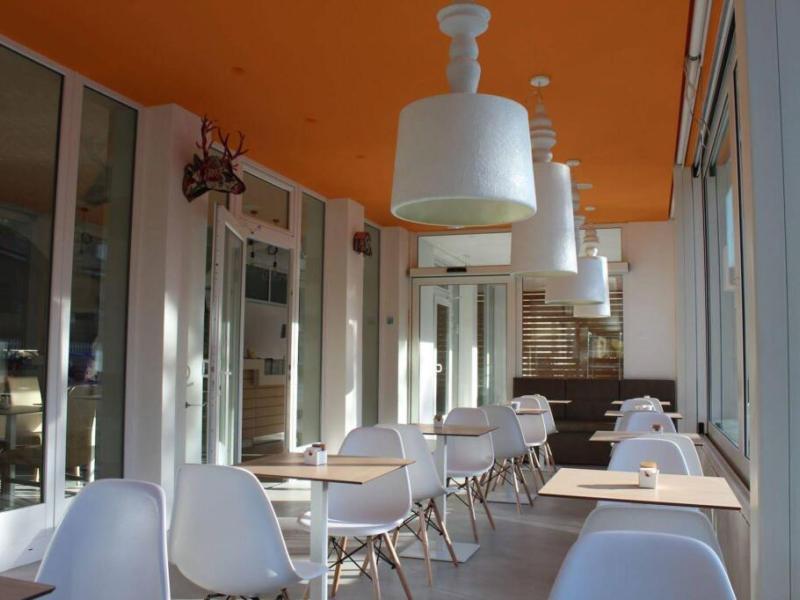Alex Hotel