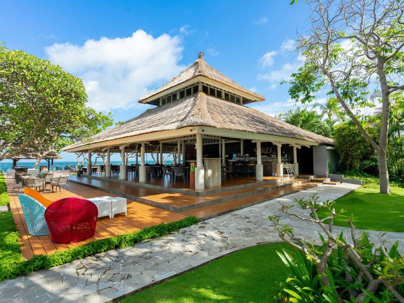 Discovery Kartika Plaza