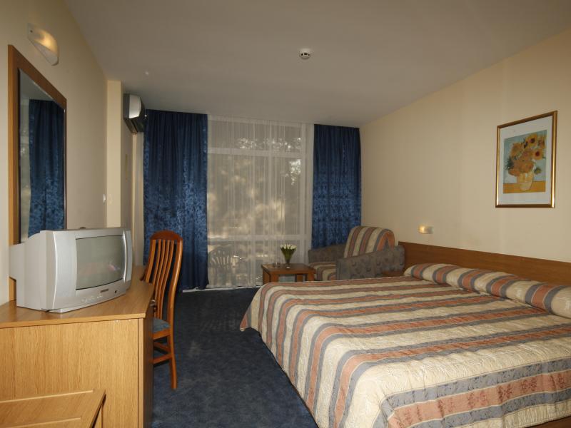 Hotel Opal