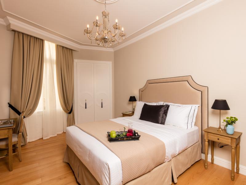 Athens Mansion Luxury Suites