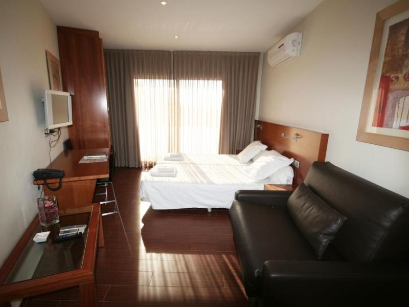 Madanis Apartamentos Turisticos