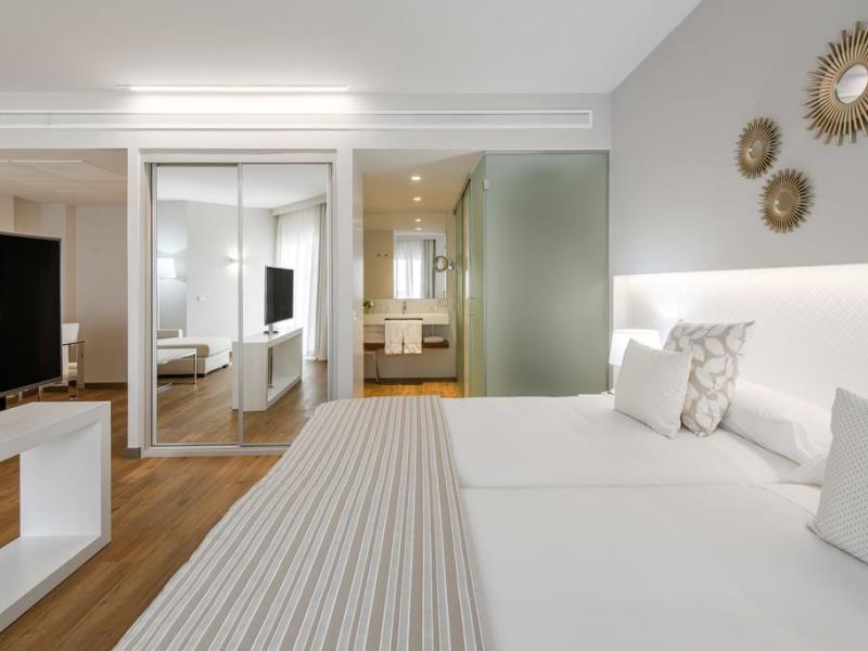 Oliva Nova Beach & Golf Hotel
