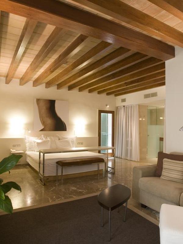 Petit Palace Hotel Tres