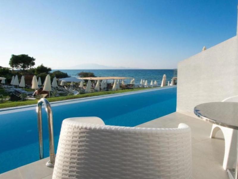 Golden Coast Resort