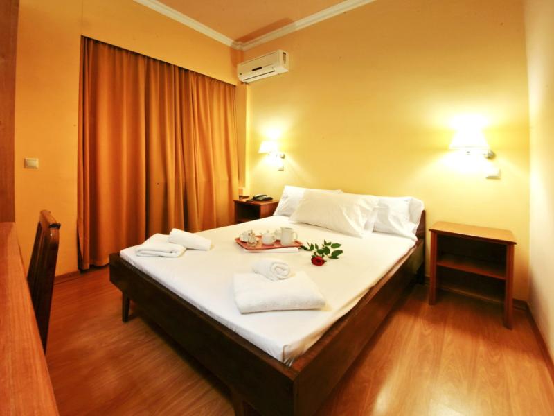 Grand Hotel Loutraki