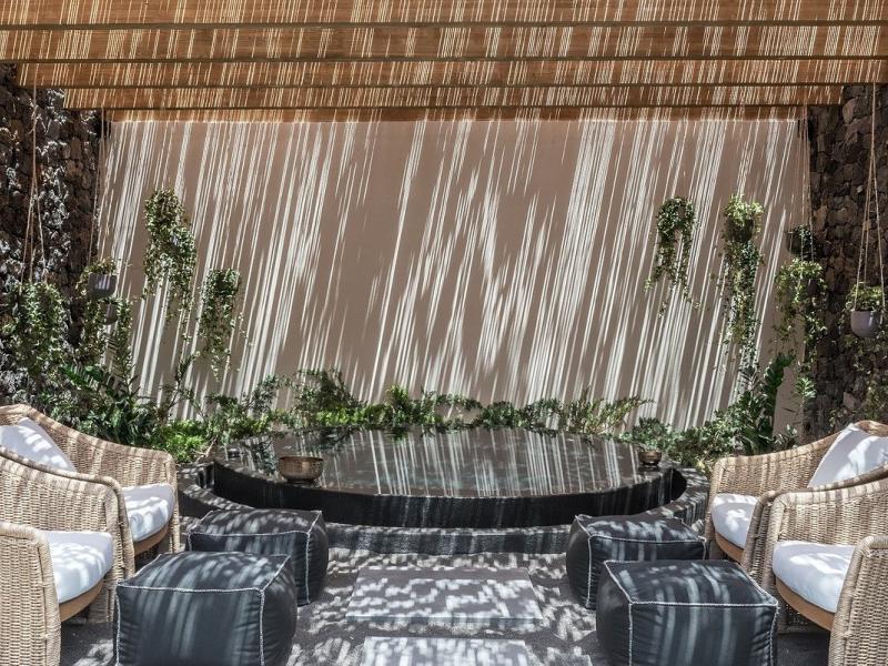 Istoria Hotel Santorini