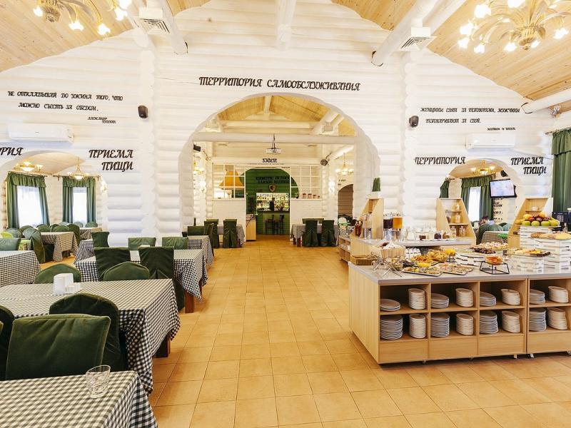 Загородный клуб Лачи