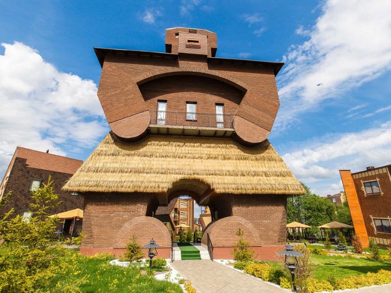 Загородный клуб Лачи