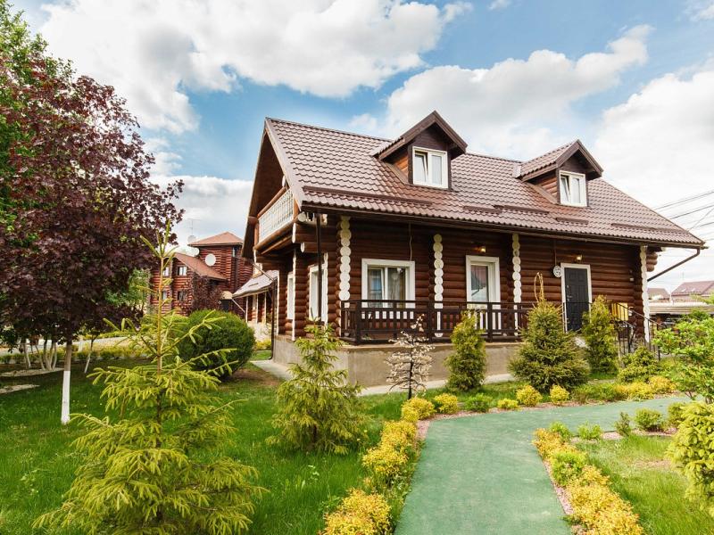 Загородный клуб Лачи