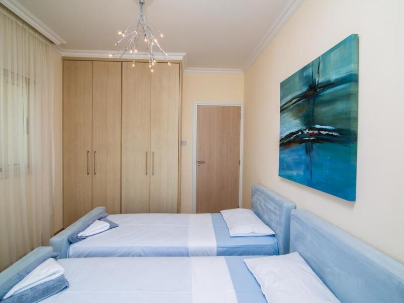 Amadora Luxury Villas