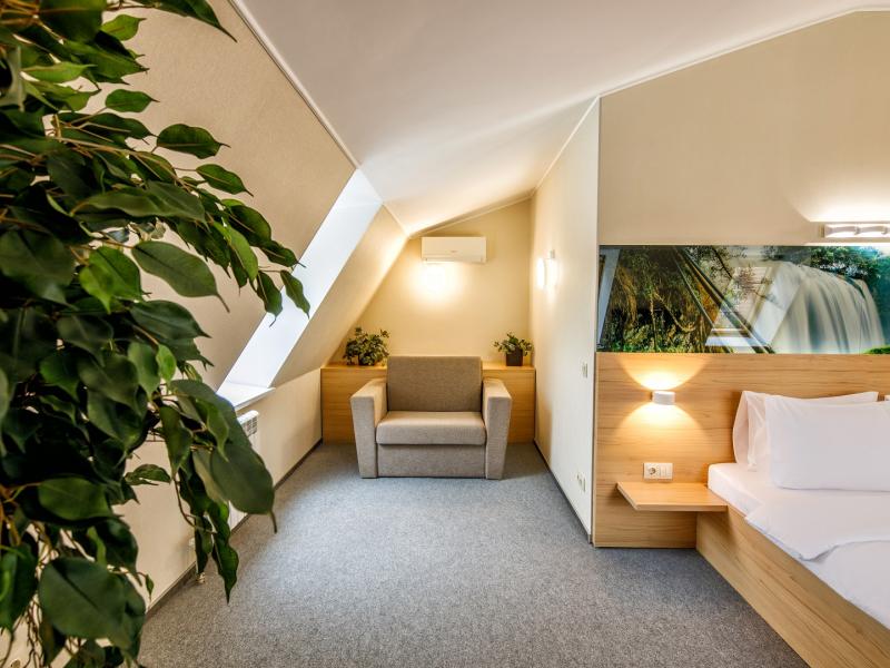 Aura Aquarelle Hotel