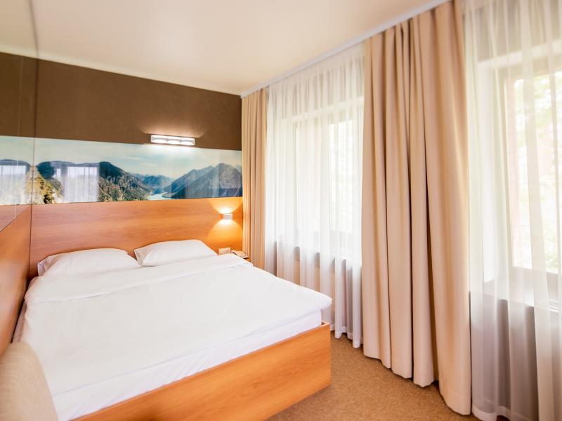 Aura Aquarelle Hotel