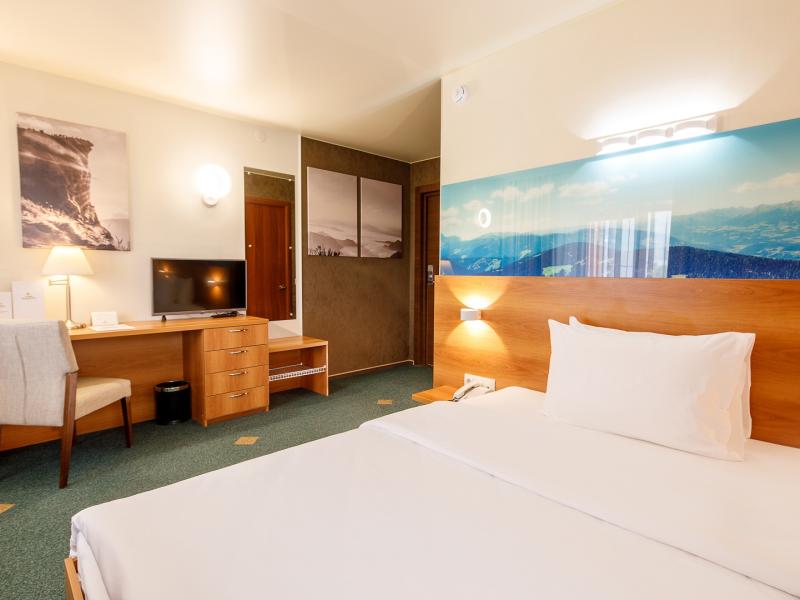 Aura Aquarelle Hotel
