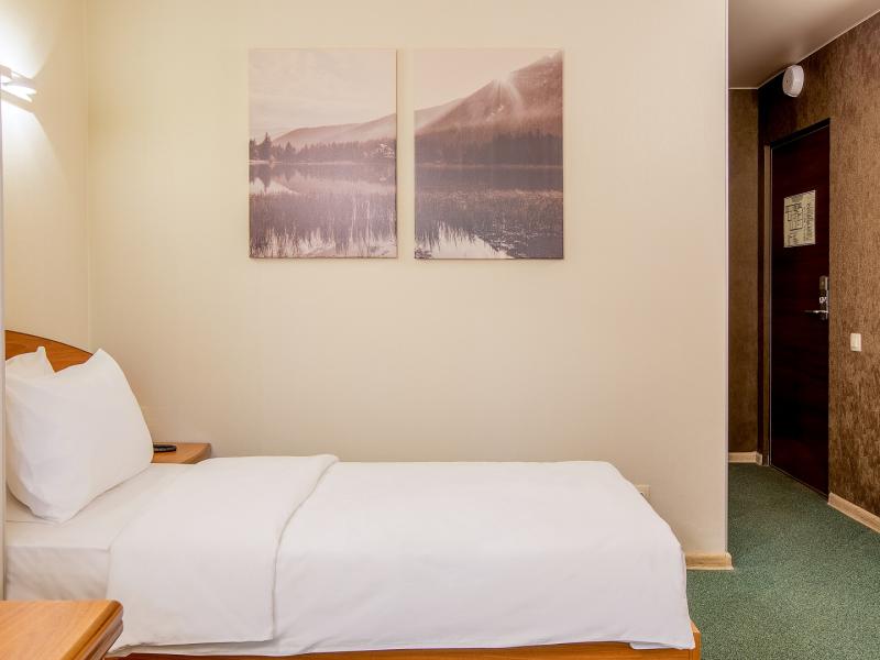 Aura Aquarelle Hotel