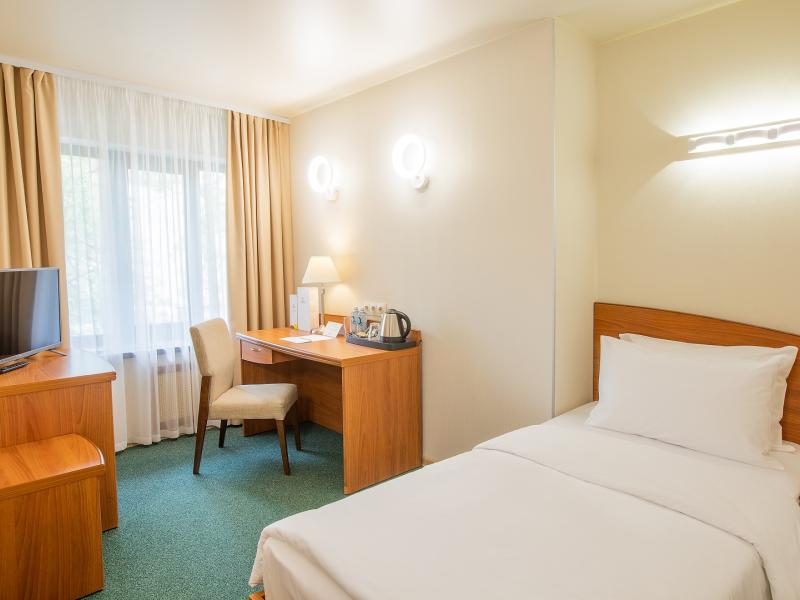 Aura Aquarelle Hotel