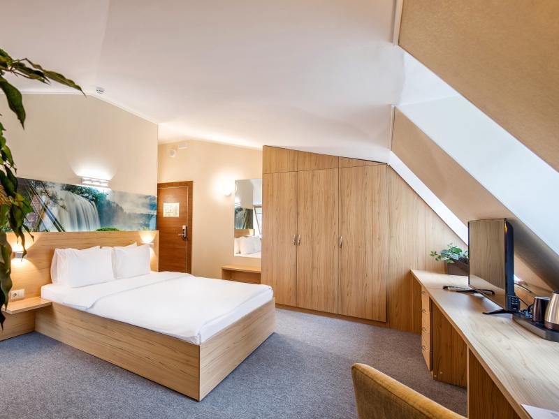 Aura Aquarelle Hotel