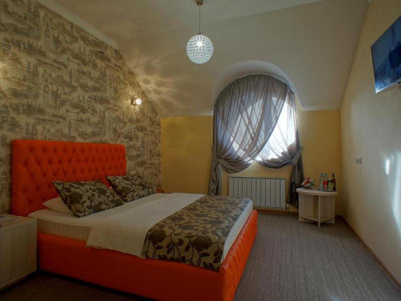 Отель Мартон Ошарская