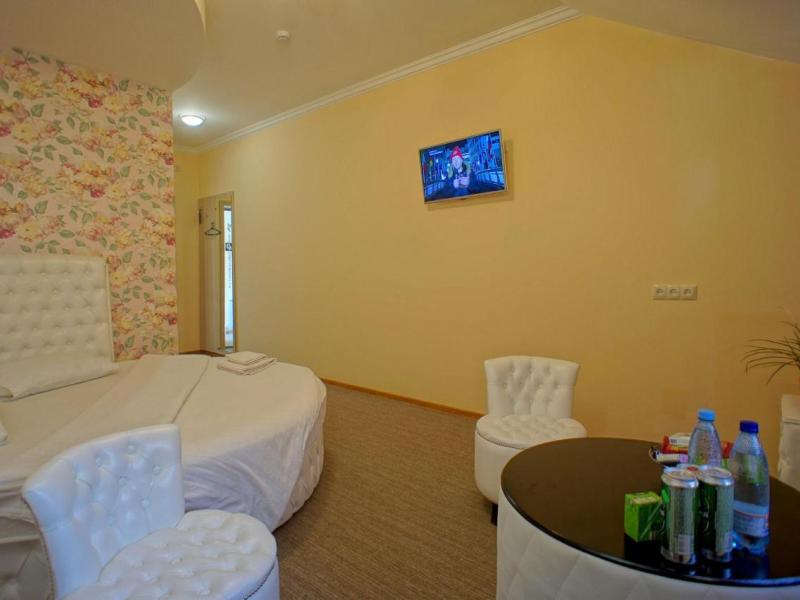 Отель Мартон Ошарская