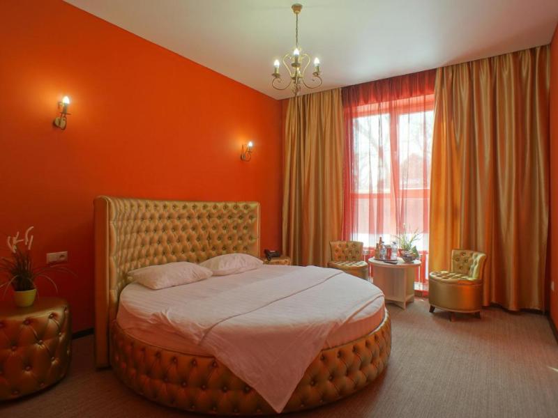 Отель Мартон Ошарская