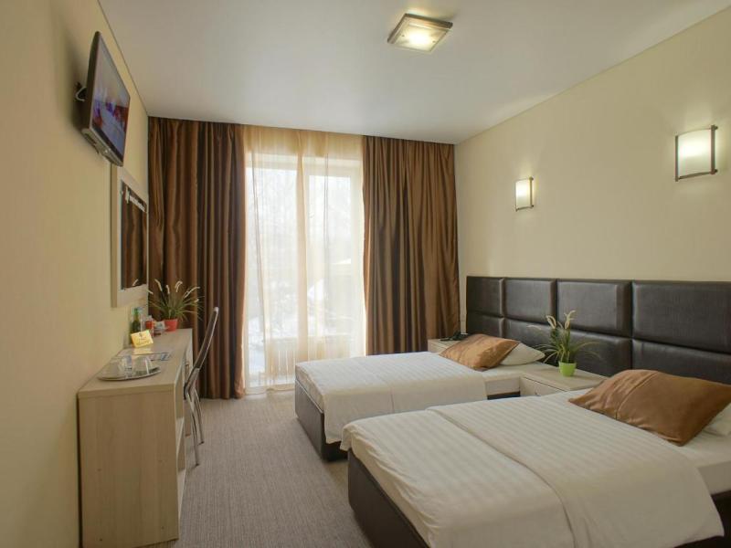 Отель Мартон Ошарская