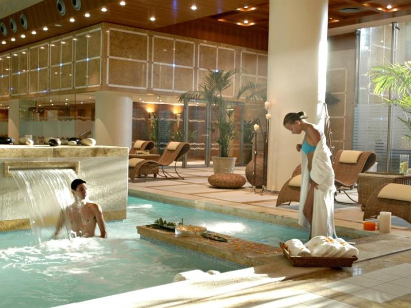 Divani Apollon Palace & Thalasso