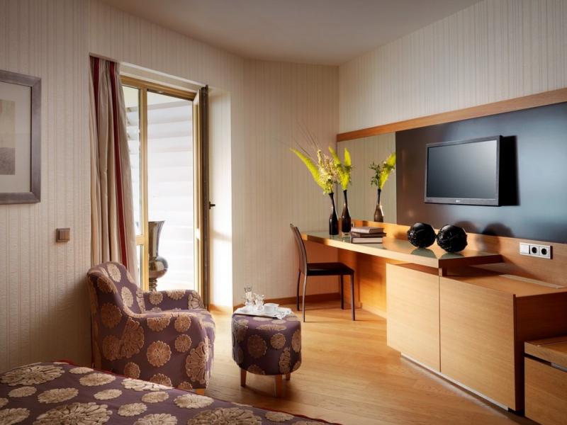 Divani Apollon Suites