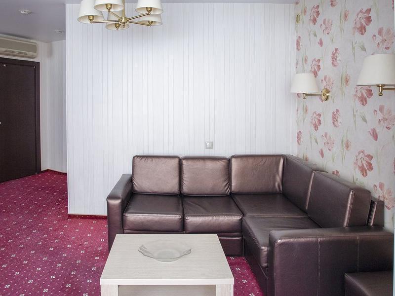 Тихая Площадь