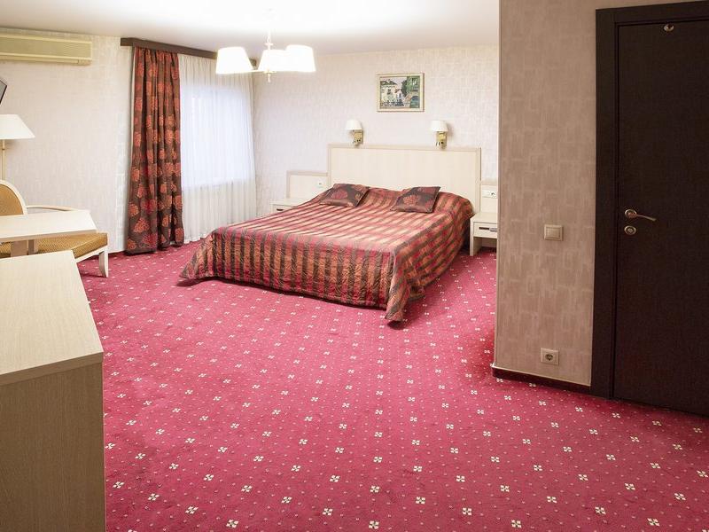 Тихая Площадь