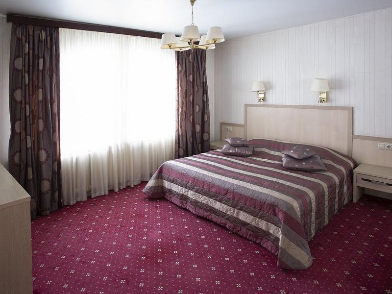 Тихая Площадь