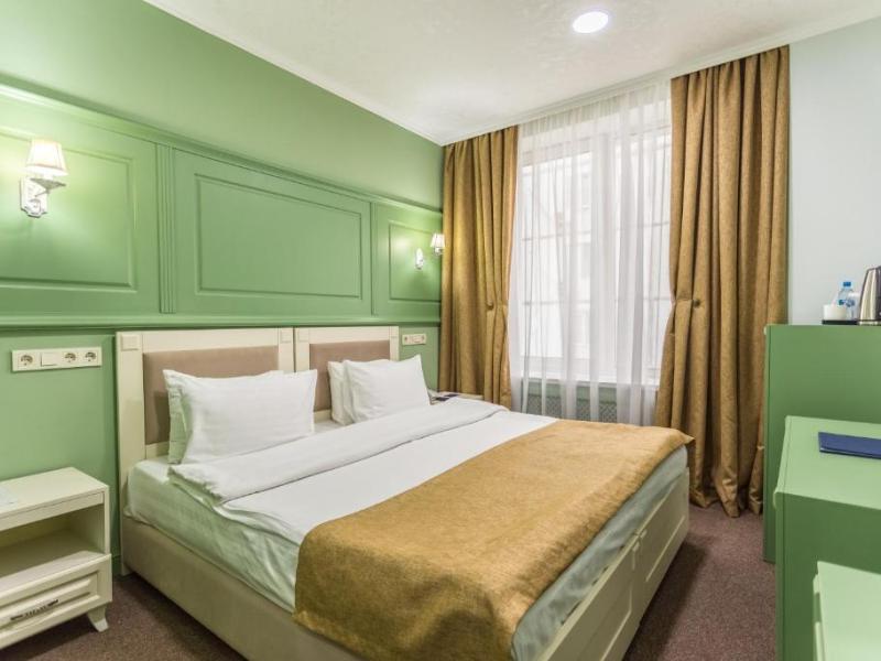 Grand Sapphire Hotel