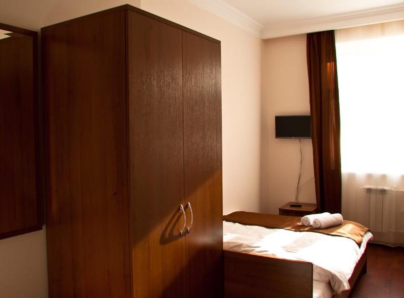 Орандж Хаус