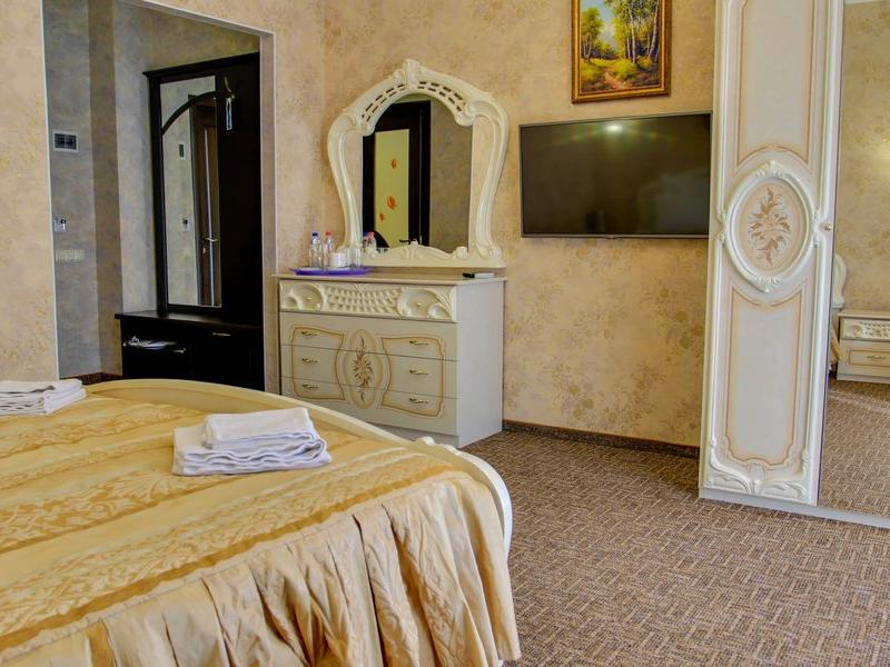 Dayana Hotel