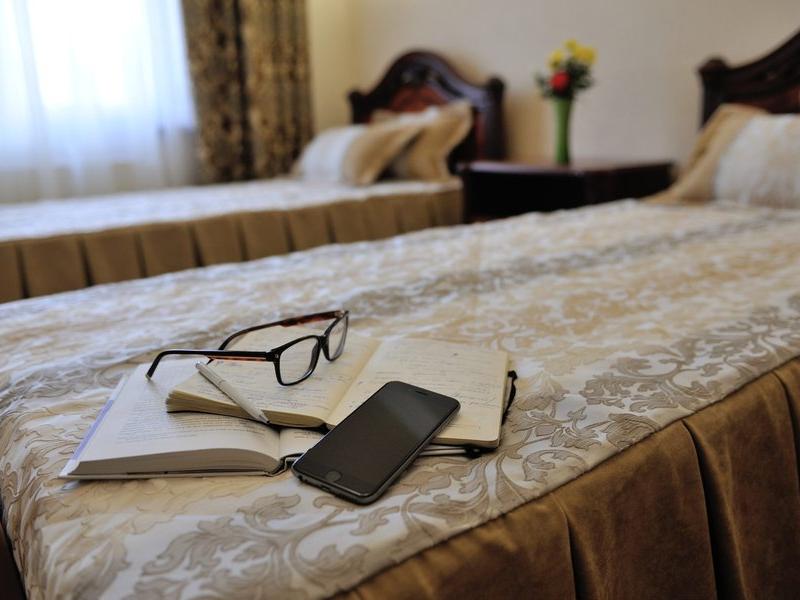 Dayana Hotel