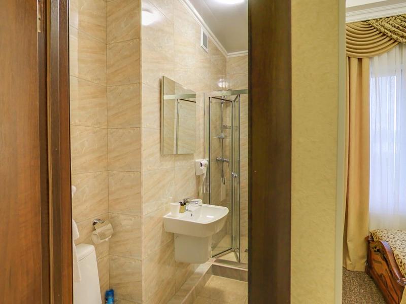 Dayana Hotel